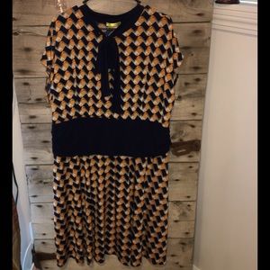 ModCloth Yellow ⭐️ Tie-Neck Dress